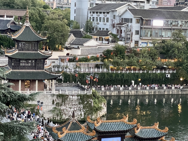 貴陽城區風景一隅。