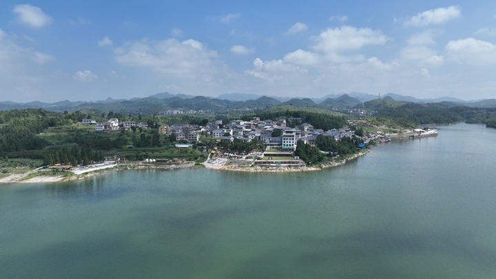 站街鎮杉樹村湖灣。代勝強 攝.jpg