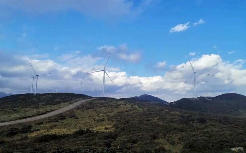 四川涼山州鹽源縣牦牛山風電場項目。水電九局供圖