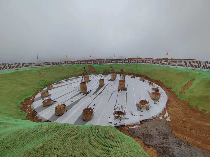 2 圖為該企業承接的新能源項目施工現場。.jpg