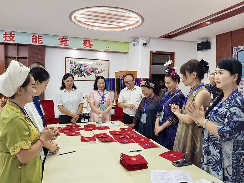 評委現場評審。