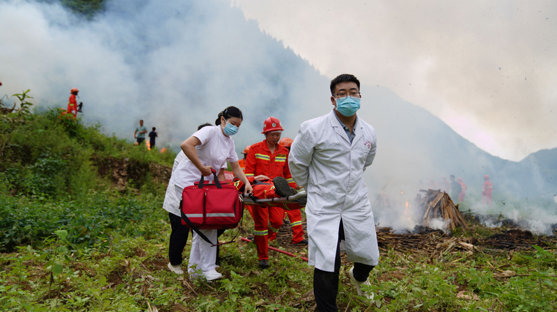 9月19日麻陽河保護區森林防滅火撲救演練現場。