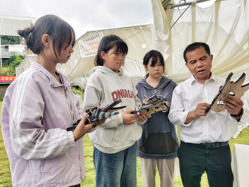 當非遺木雕遇見文創市集。