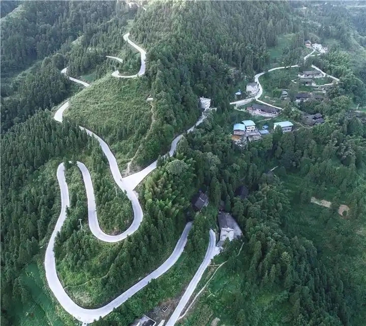 完善的鄉村基礎設施。龍元彬 攝