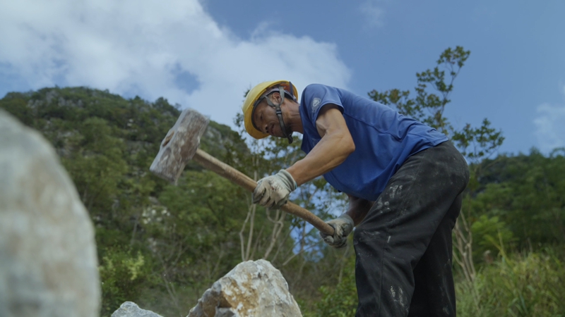 2 圖為正在施工的匠人1.jpg
