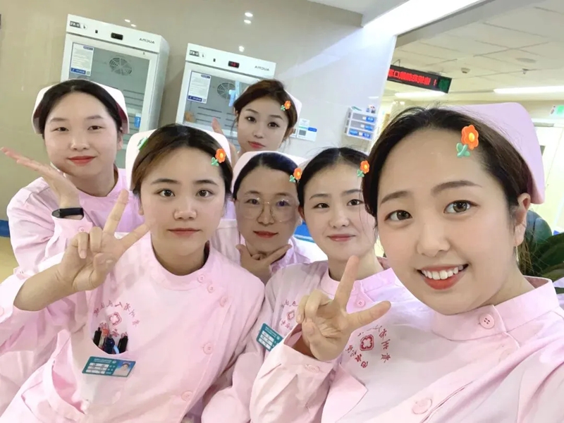 四小時“零誤差”！貴工商學子袁春1364天堅守詮釋“匠心護理”。