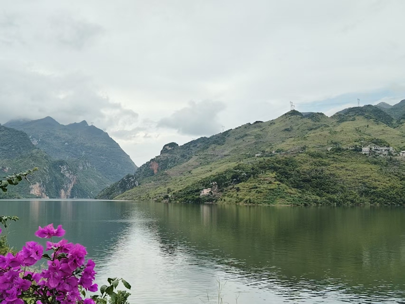 1、水墨畫卷 。陳湘飚攝
