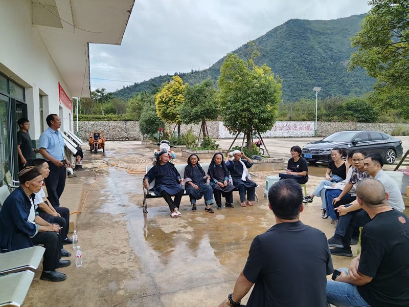 3、交流座談  。陳湘飚攝