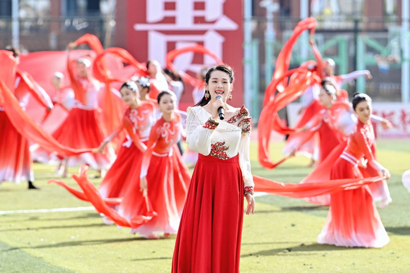 12中場節目表演