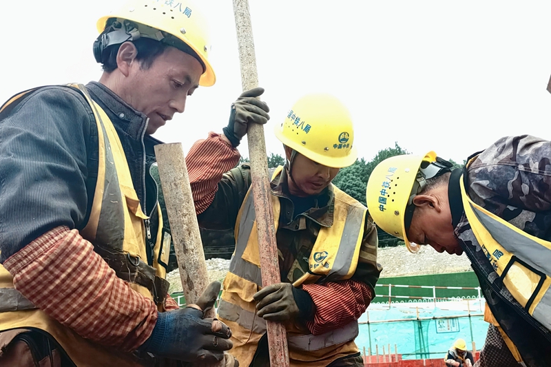 3 圖為施工現場