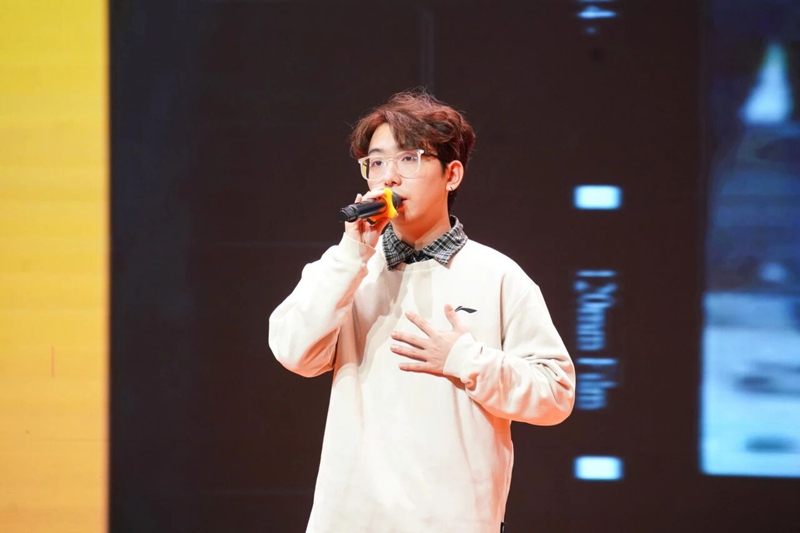 貴州師范學院老年節歡慶會現場。