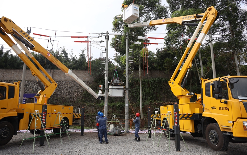 5、配電運維“不停電作業”競賽現場一角。