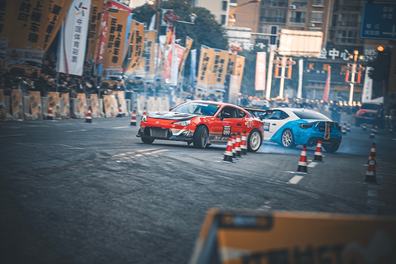 激烈的比賽現場。