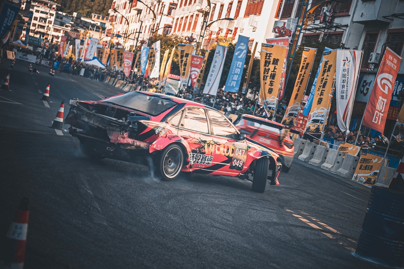 激烈的比賽現場。