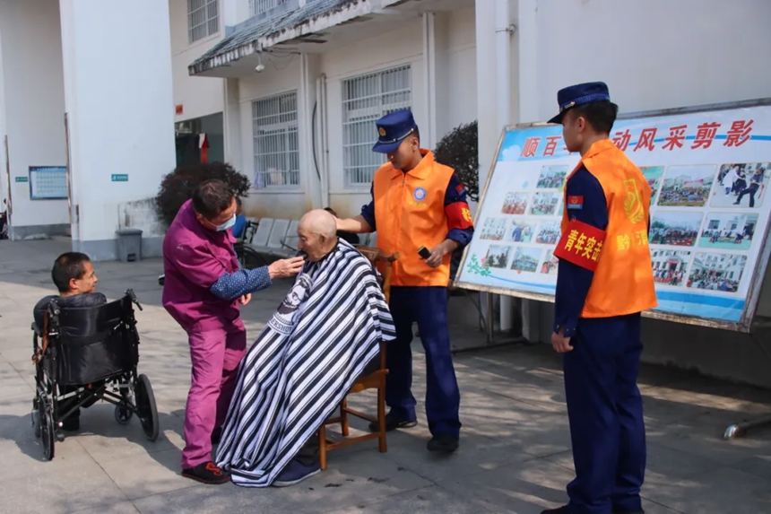 5.貴州青年文明號開放周風采集錦。共青團貴州省委供圖