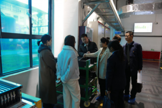 貴安新區稅務局走訪民營企業問需求。